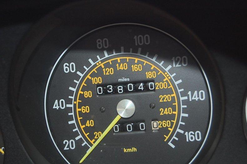 1987 Mercedes-Benz SL Class 560SL