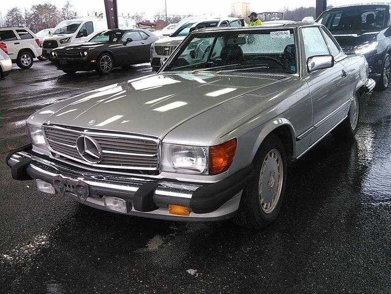 1987 Mercedes-Benz SL Class 560SL