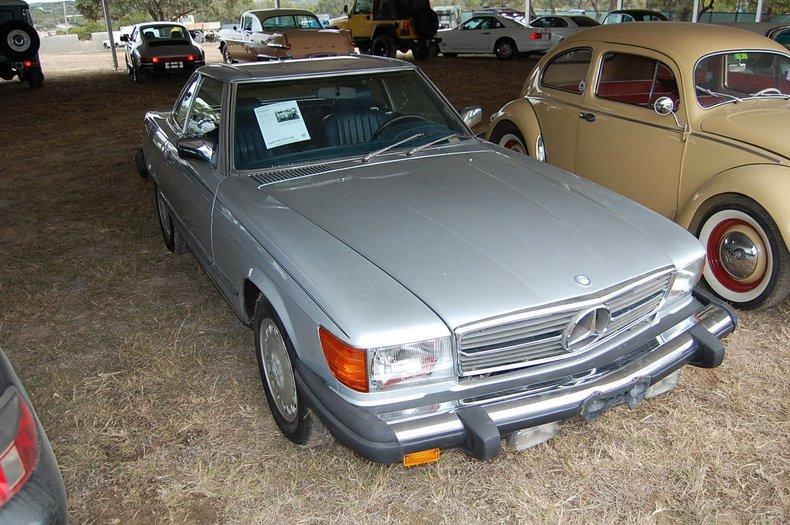 1987 Mercedes-Benz SL Class 560SL