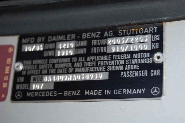 1987 Mercedes-Benz SL Class 560SL