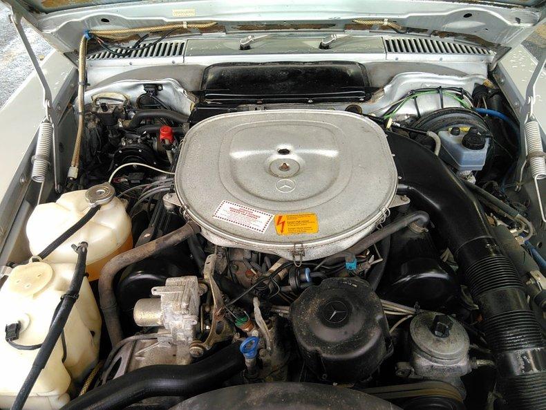 1987 Mercedes-Benz SL Class 560SL