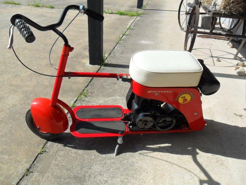1946 Hiawatha Model G5501B Doodle Bug Scooter