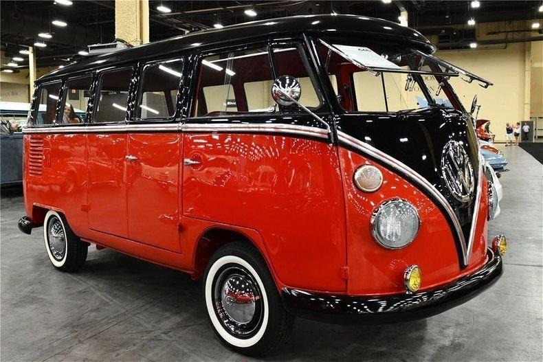 1972 Volkswagen Transporter Kombi 15- Window Bus