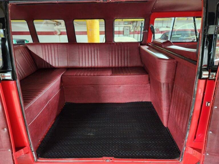 1972 Volkswagen Transporter Kombi 15- Window Bus