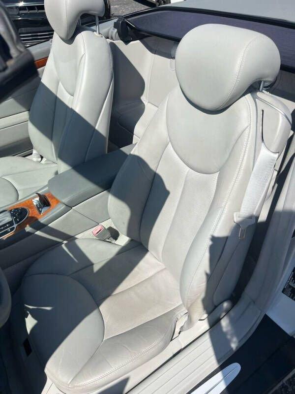 2005 Mercedes-Benz SL-Class SL 500