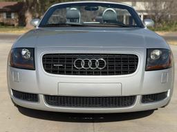 2003 Audi Quattro  TT