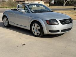 2003 Audi Quattro  TT