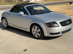 2003 Audi Quattro  TT