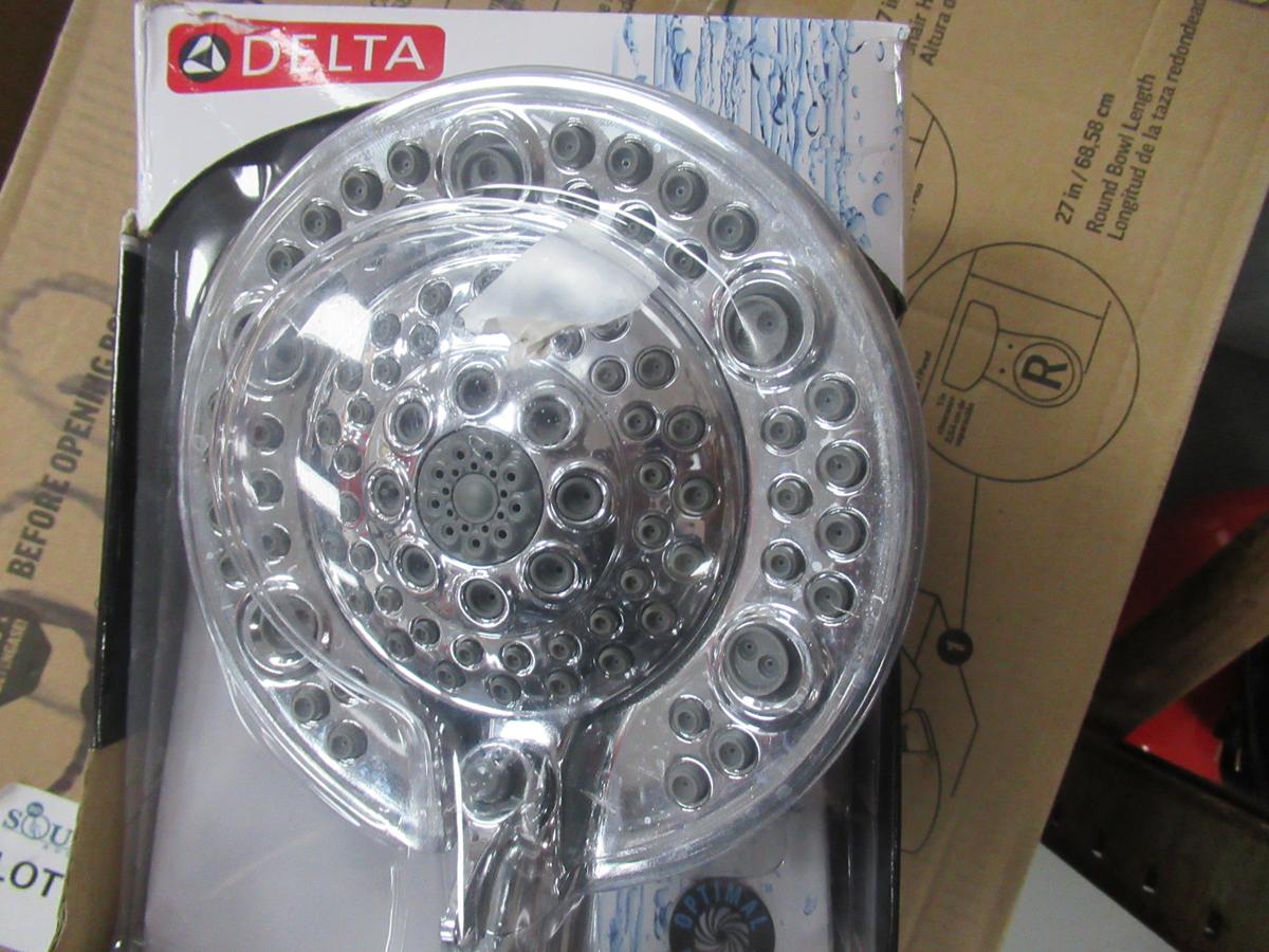 DELTA UNIVERSAL SHOWER HEAD