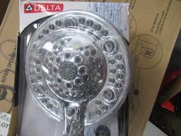 DELTA UNIVERSAL SHOWER HEAD