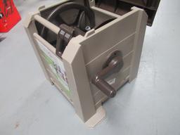 NEVER LEAK HOSE CABINET