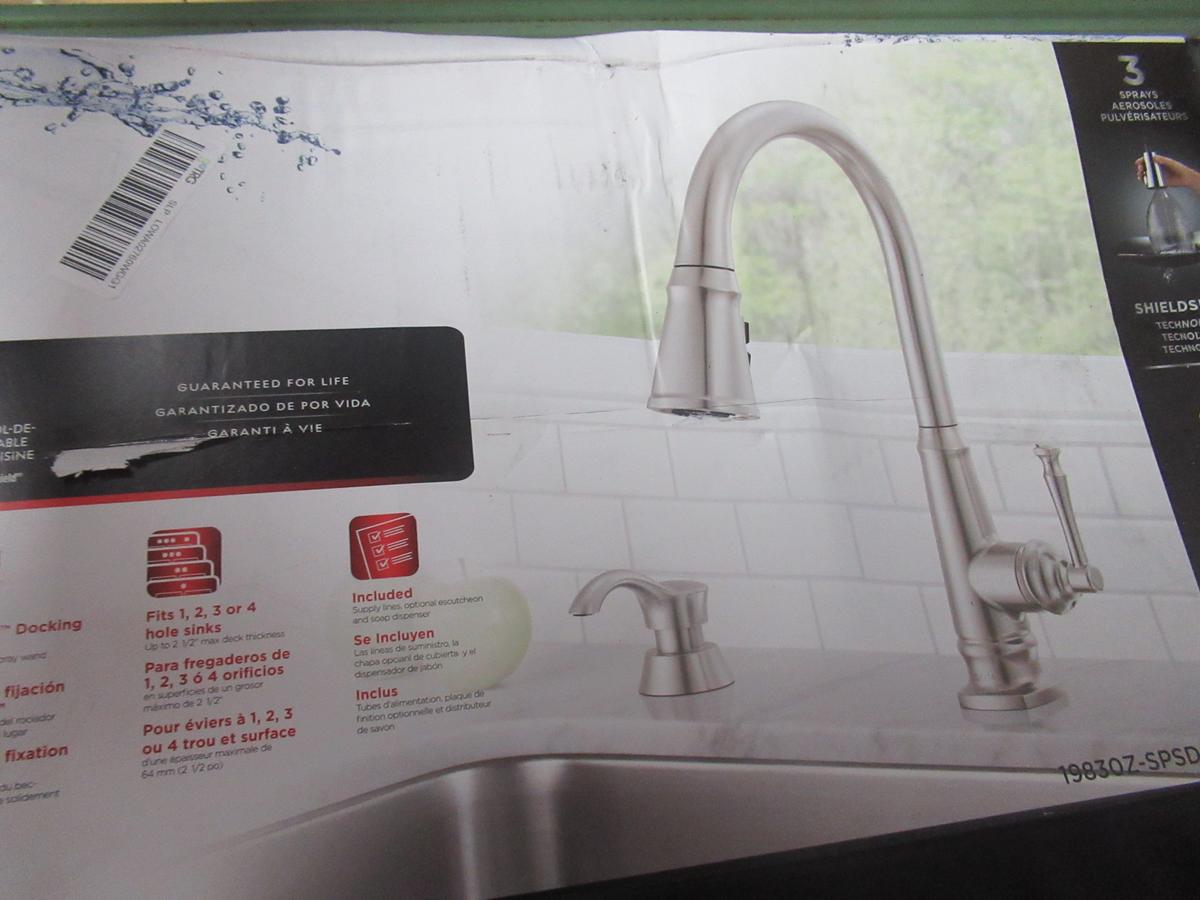 DELTA ABBOTT KITCHEN FAUCET