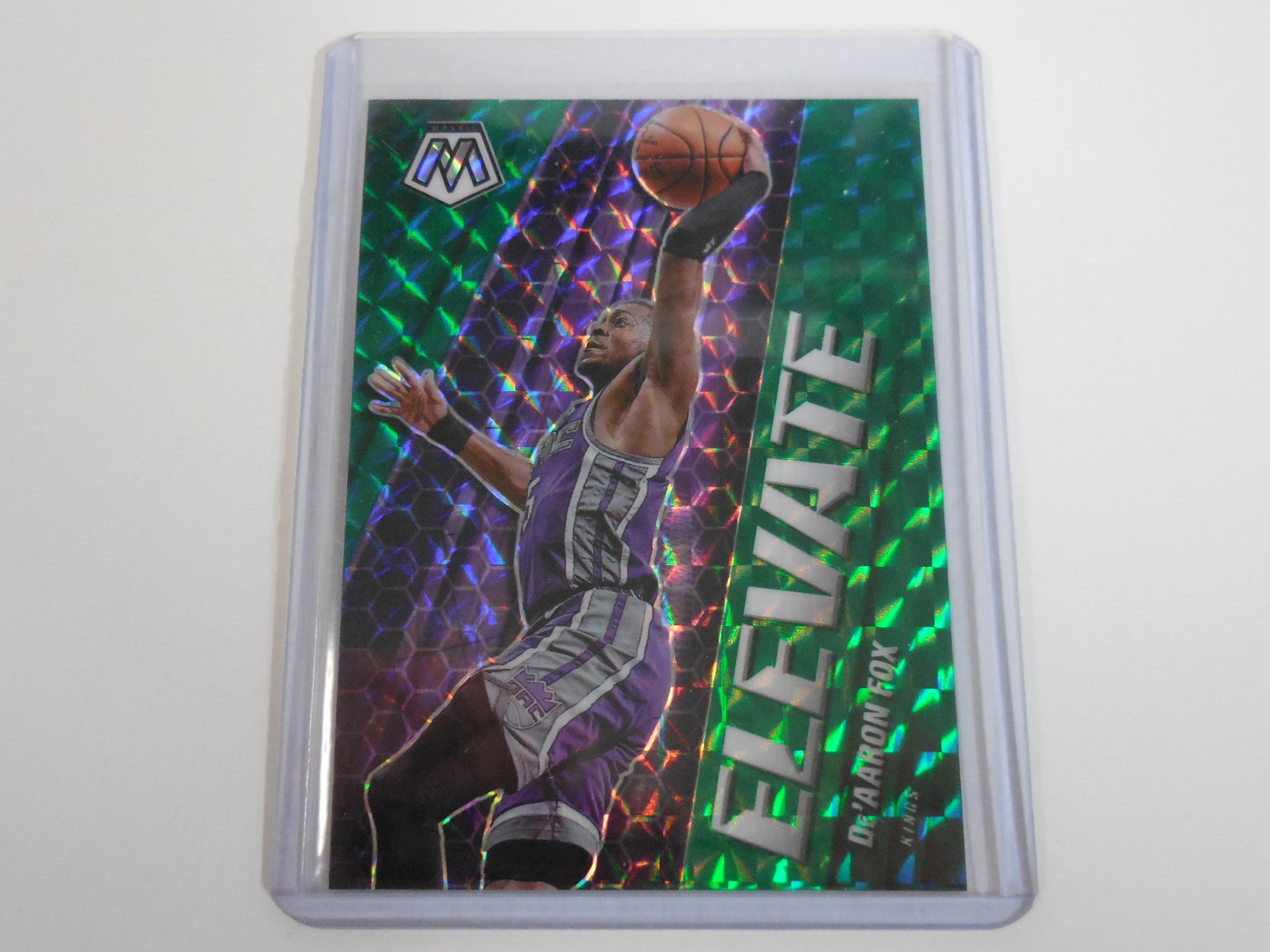 2020-21 PANINI MOSAIC DE'ARRON FOX ELEVAT GREEN MOSAIC PRIZM SACRAMENTO KINGS