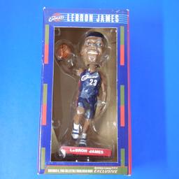 LEBRON JAMES CLEVELAND CAVALIERS NOVEMBER 9TH 2005 SGA BOBBLEHEAD