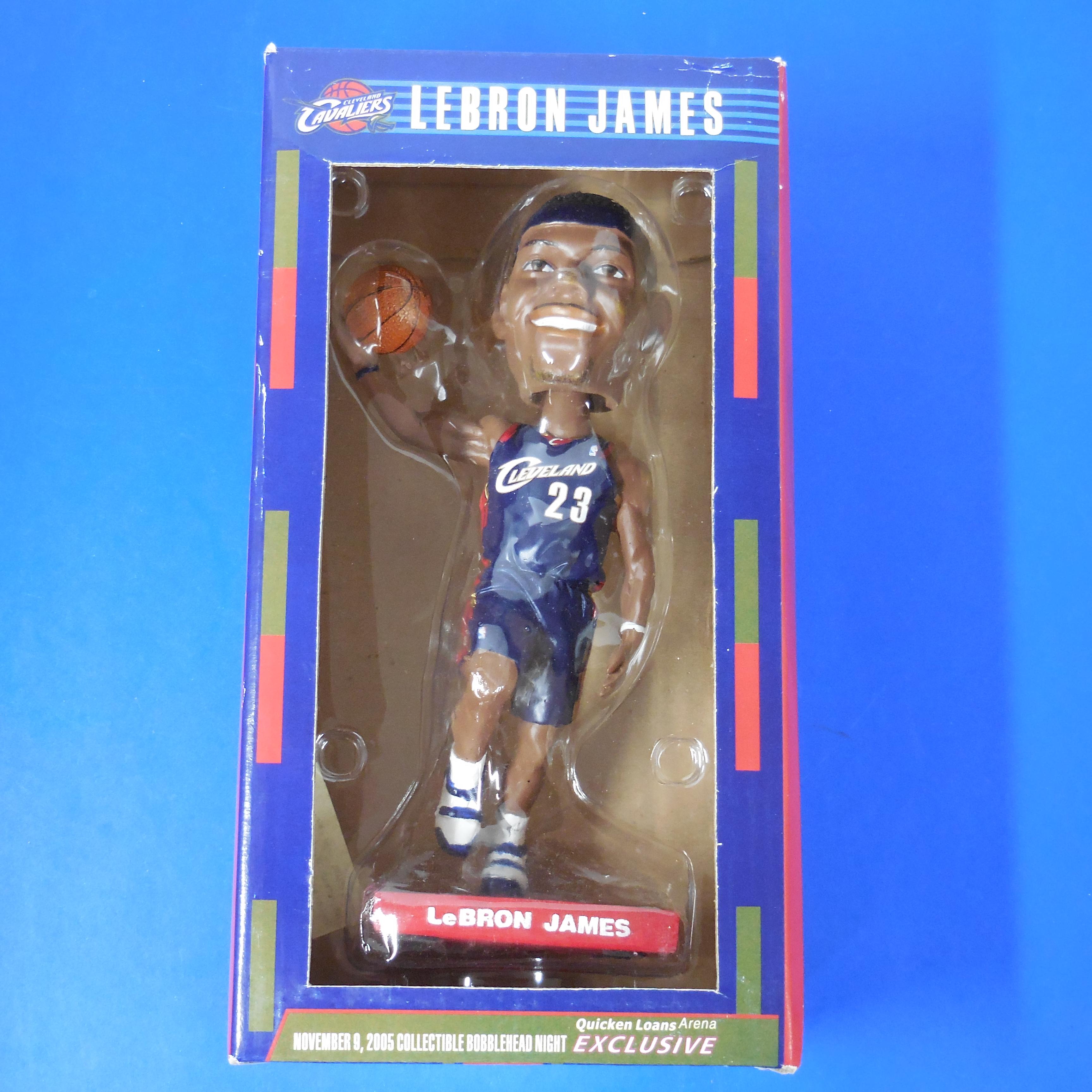 LEBRON JAMES CLEVELAND CAVALIERS NOVEMBER 9TH 2005 SGA BOBBLEHEAD