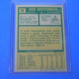 1971-72 TOPPS #28 BOB WOYTOWICH PENGUINS