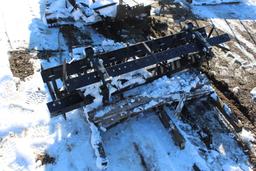 (3) 5' HEAVY DUTY SPIKE TOOTH HARROW SECTION,
