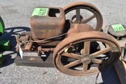 John Deere 1.5HP Gas Engine, Original Condition, Mag turns, Motor Free, SN:355566