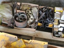 JOHN DEERE 920 FLEX HEAD PARTS, REEL TEETH, LOCK UP BOLTS, SICKLE SECTIONS