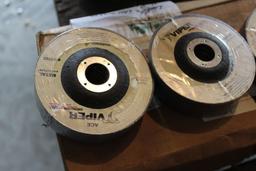BOX OF NEW 4" GRINDER WHEELS