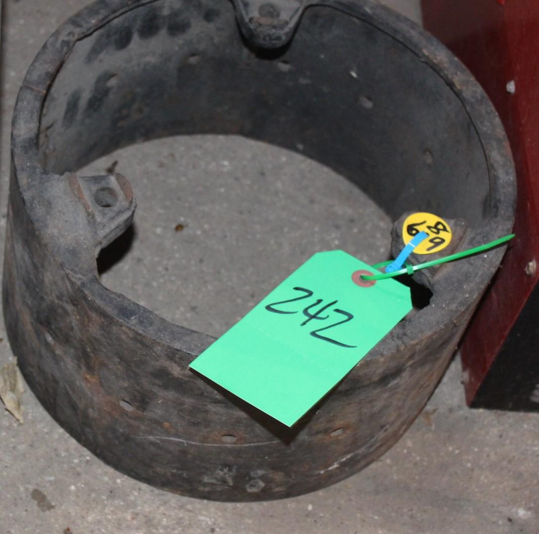 FAMOUS ENGINE PULLEY 3 LUG 12" DIAMETER CAST PULLEY