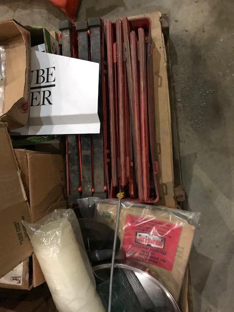 PALLET, FLARES, CUPS, WHEEL LOCK, PING PONG SET, BUNGEE CORDS