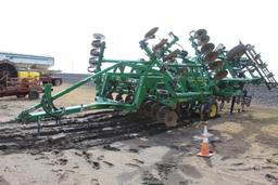 2014 JOHN DEERE 2730 DISK RIPPER, 13 SHANK, 14" 360 POINTS, SHIN GUARDS, DISK LEVELERS,