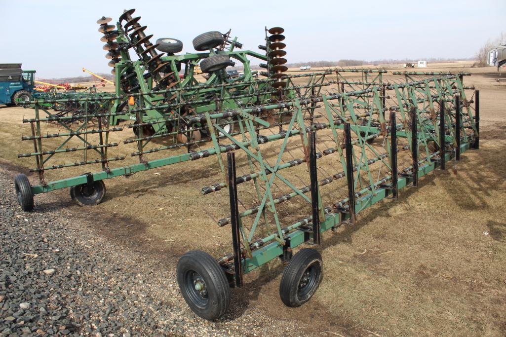 SUMMERS APPROX 70' SPRING TOOTH DRAG ON HYD CART