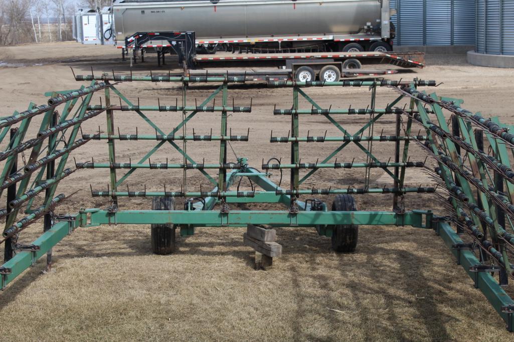 SUMMERS APPROX 70' SPRING TOOTH DRAG ON HYD CART
