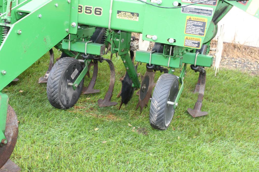 JOHN DEERE 856 16R30" CULT, ROLLING AND SPEED SHEILDS, HYD FOLD