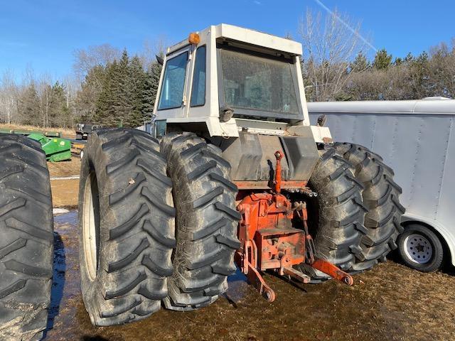 1975 CASE 1370 TRACTOR, 4X3 POWERSHIFT, 2HYD, 3PT, 1 3/8" 1000 PTO, NEWER INSIDE 20.8R38 REARS,