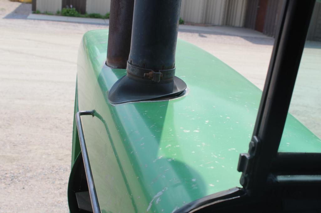 JOHN DEERE 4440, 8 SPD POWER SHIFT, 2WD, 20.8-38 REAR, 7649 HRS, 14L-15 FRONT TIRES, 3PT, 540/1000,