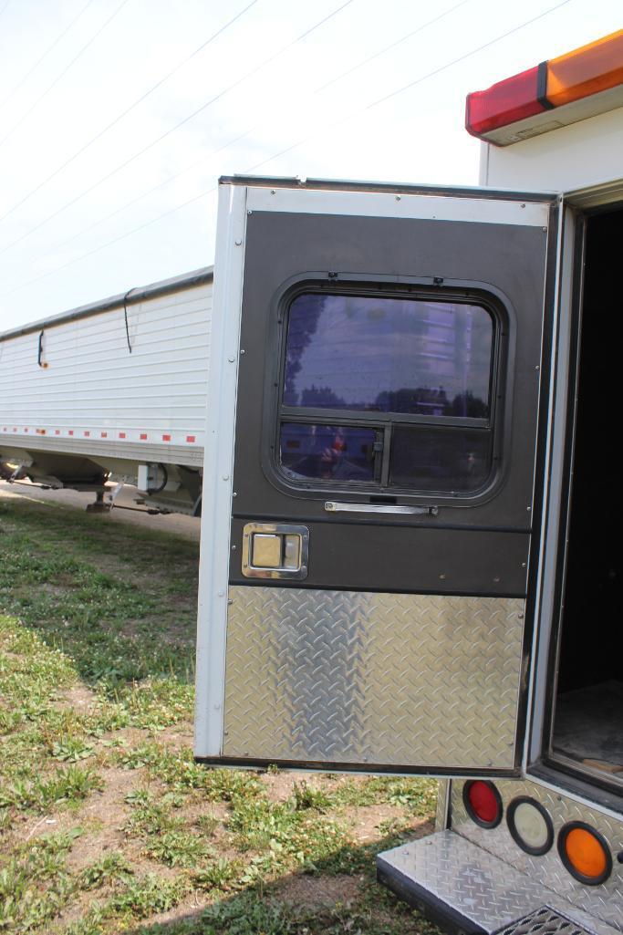 **1997 FORD E-350 AMBULANCE, POWER STROKE DSL ENGINE, 2 WD DRIVE, 306,577 MILES