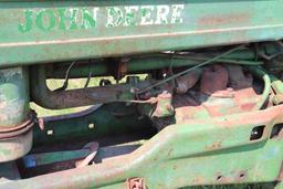 JOHN DEERE B, WF, ENGINE IS STUCK, STEERING IS BROKE, FOR PARTS OR REPAIR,