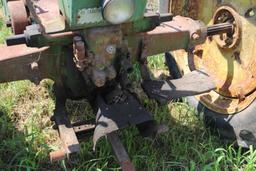 JOHN DEERE B, WF, ENGINE IS STUCK, STEERING IS BROKE, FOR PARTS OR REPAIR,