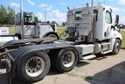 *** 2009 Freightliner Cascadia Day Cab Semi Tractor, SmartShift Trans, Mercedes Engine