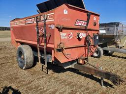 Roto- Mix 354-12B Reek Mixer with Digi Star EZ View 150 Digital Scales