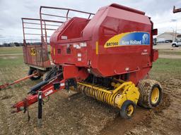 2011 New Holland BR7060 Round Baler