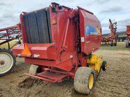 2011 New Holland BR7060 Round Baler