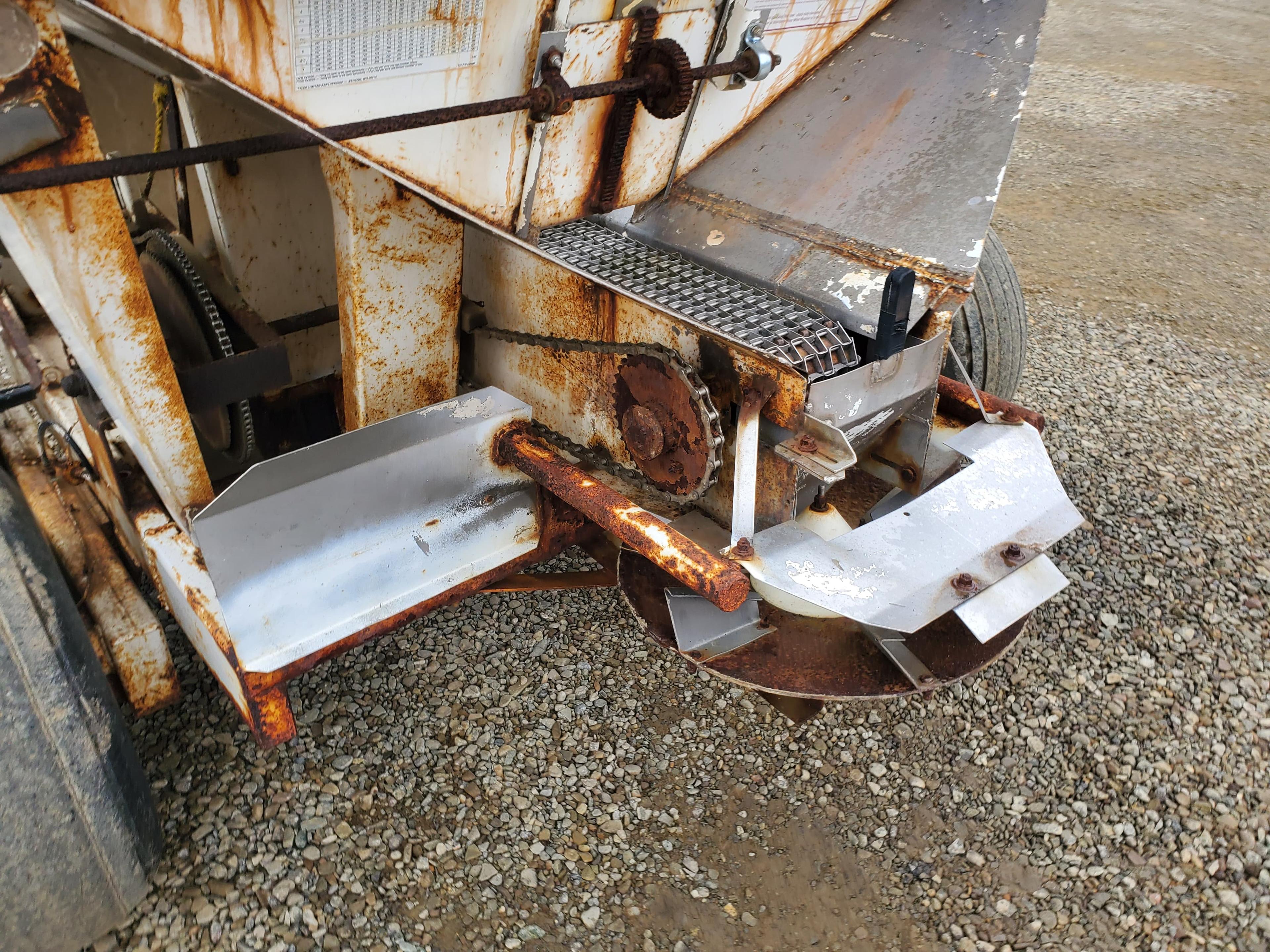 Tyler 5 Ton Tandem Axle Fertilizer Spreader