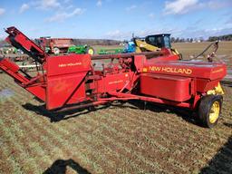 New Holland 273 Baler with Model 70 Thrower