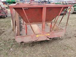 Pequea 525  25' Feeder Wagon