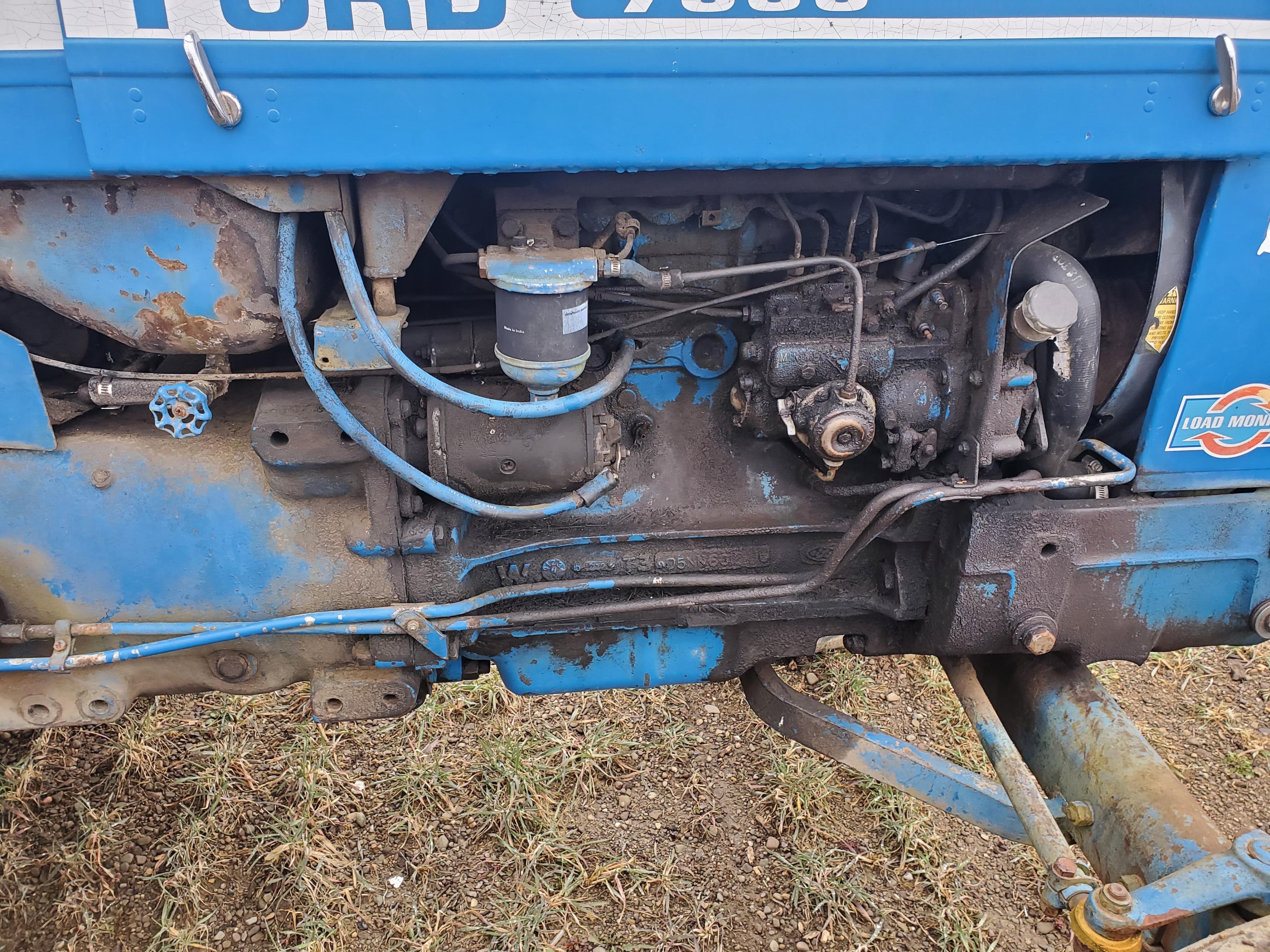Ford 7600 2 Wheel Drive Open Station Tractor