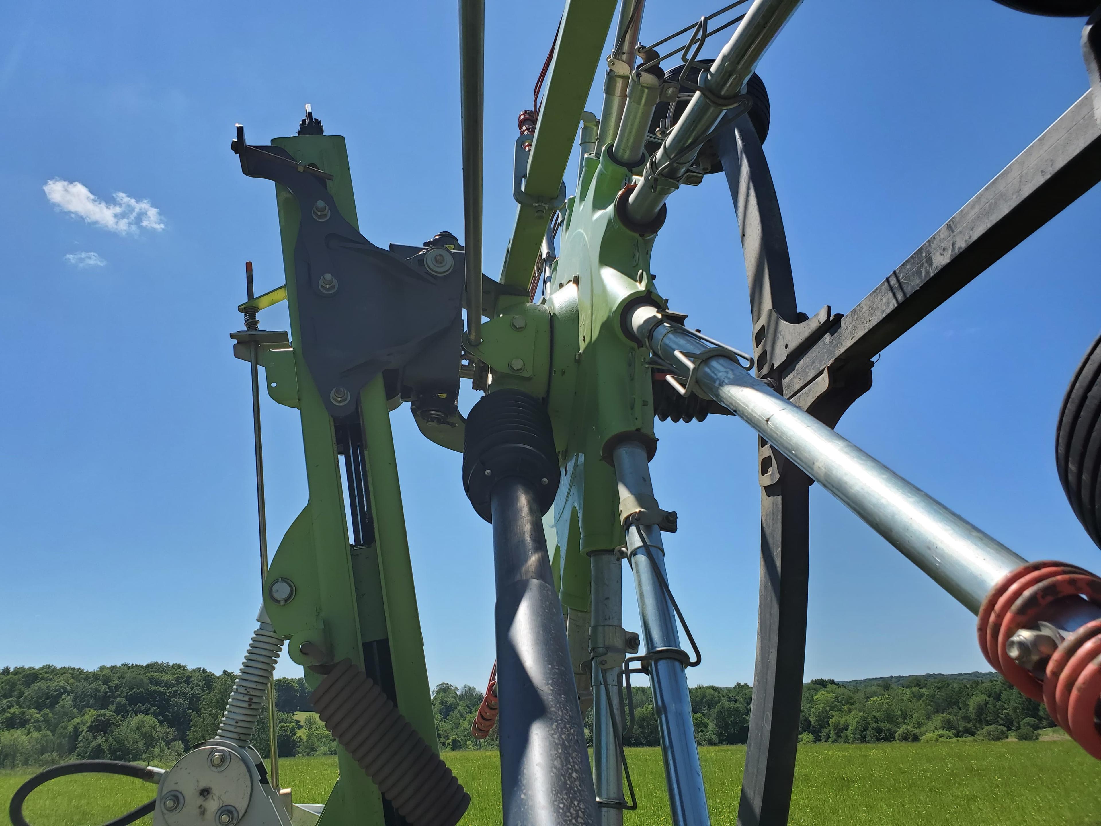 2013 Claas Liner 1750 Twin Rotor Hay Rake With 2 Point Hitch