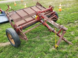 International 2A   6' Pull Type Hay Crimper