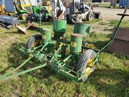 John Deere 290  2 Row 38" Pull Type Corn Planter With Plates, Dry Fertilizer