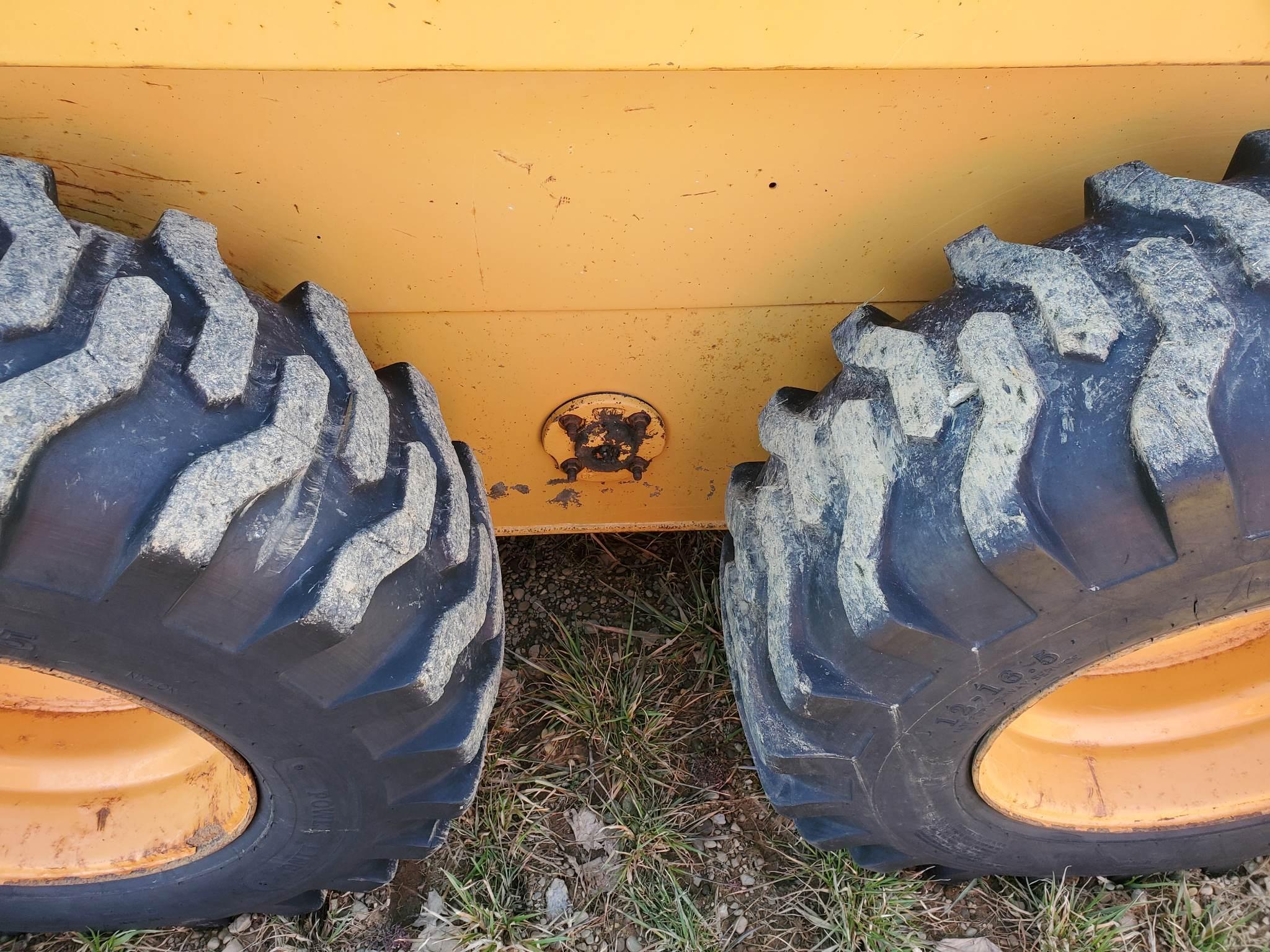 Case I845C Skid Steer Loader