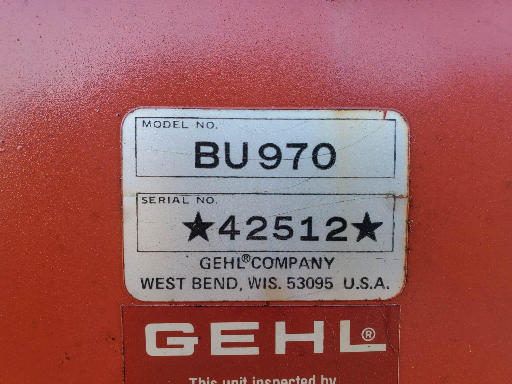 Gehl 970  16' Forage Box