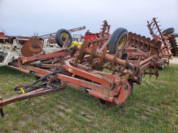 Kewanee 1020  18' Hydraulic Wing Fold Disk