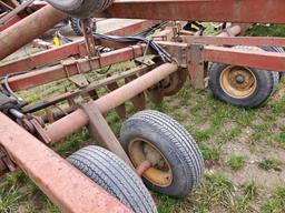 Kewanee 1020  18' Hydraulic Wing Fold Disk
